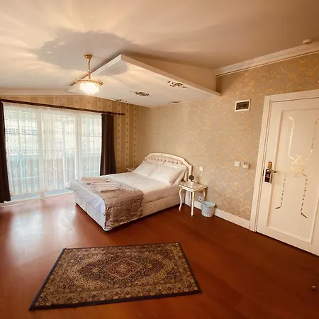 Отель Alyon Taksim 3*