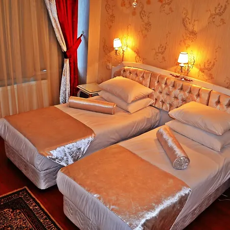 Alyon Taksim 3*