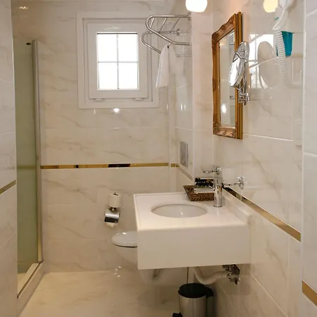 Hotel Karakoy Port 4*