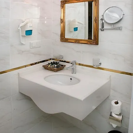 Karakoy Port 4* Стамбул