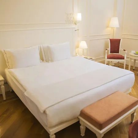Ξενοδοχείο Corinne Art & Boutique