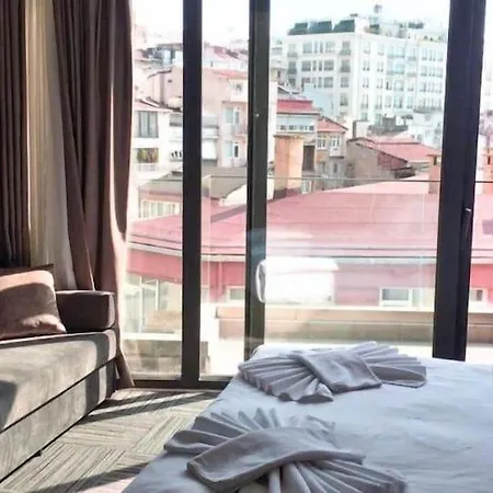 Hotel Taksim V 3*