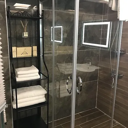 Muyan Hotell