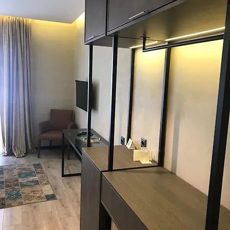 Hotel Orya 2*