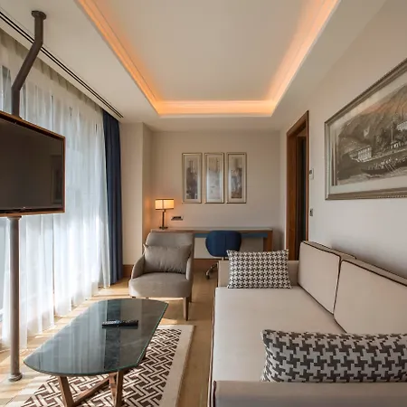Golden Tulip Bayrampasa Hotel