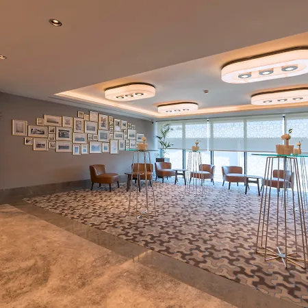 Golden Tulip Bayrampasa Istanbul
