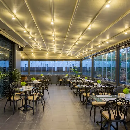 Golden Tulip Bayrampasa 5*