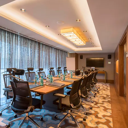 Hotel Golden Tulip Bayrampasa Istanbul