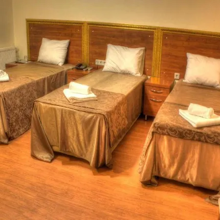 Hotel Real Life 2*