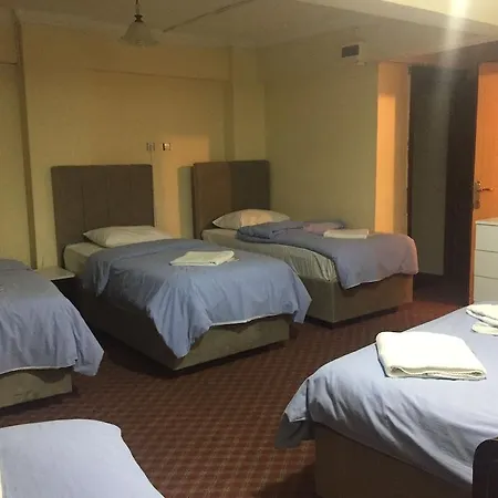 伊斯坦布尔巴黎酒店青年旅馆 酒店 伊斯坦布尔