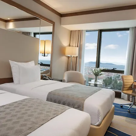 Elite World Grand Küçükyalı Hotel