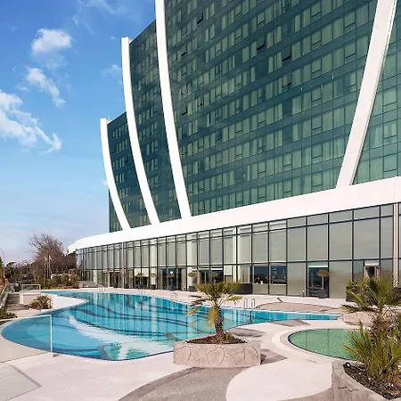 Elite World Grand Küçükyalı Hotel 5*