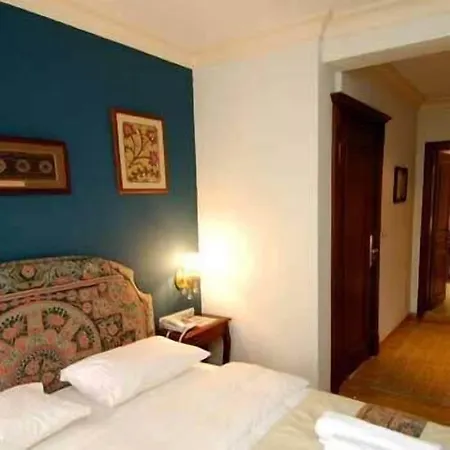 Djem 3* Istanbul