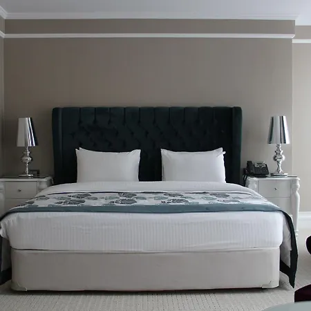 Metropolitan Taksim 4* Istanboel