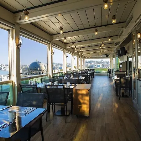 Port Bosphorus 4*