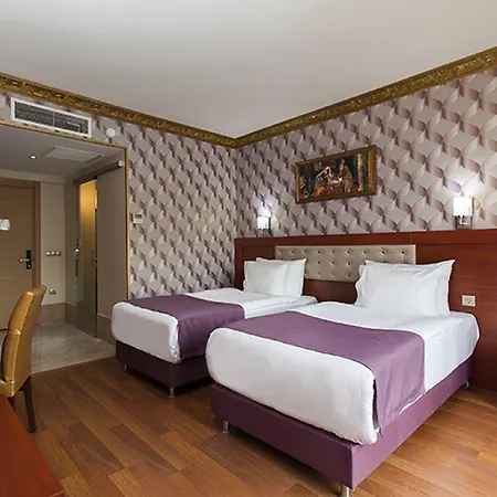 Hotel Alrazi Florya 3*