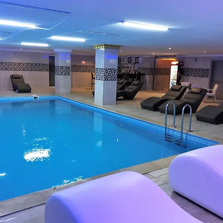 الرازي 3*