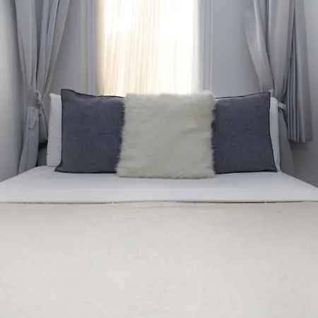 Ditto Flats Apartment