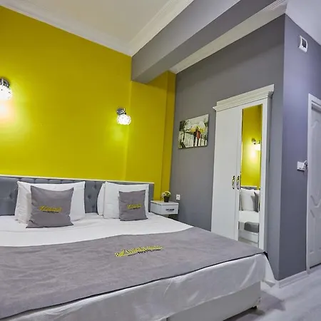 Hotel Unique