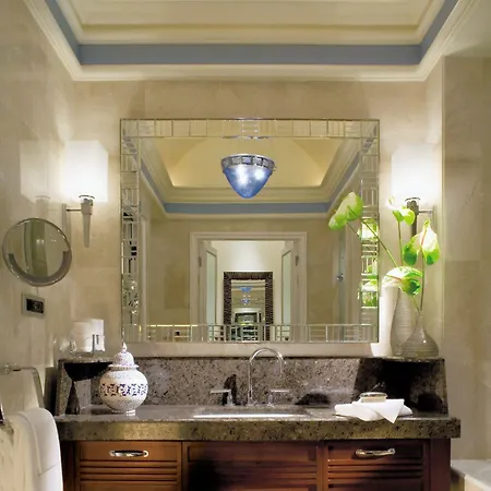 Four Seasons At The Bosphorus 5*