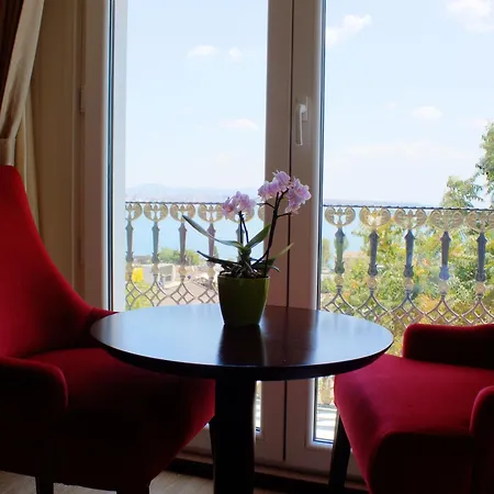 Hotel The Magnaura Palace