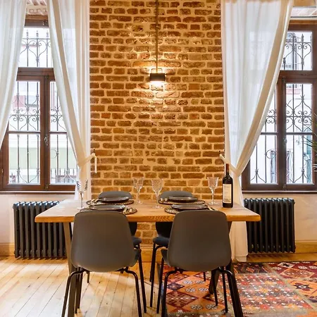Galata Loft In Heritage Sea View Building Apartment
