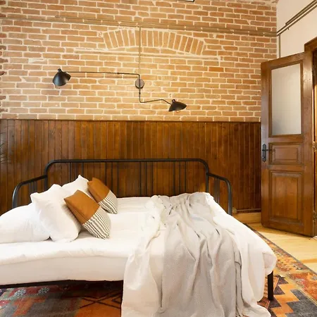 Galata Loft In Heritage Sea View Building *