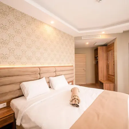 King Hotel 3*