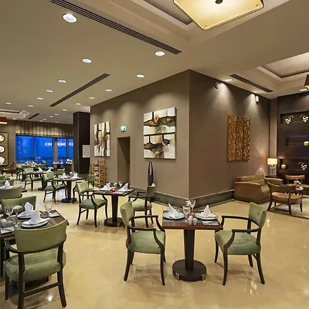 Hotel Titanic Business Kartal 5*