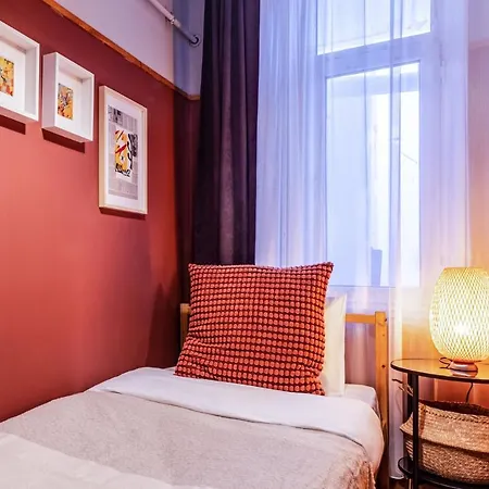2br - 1 Min Taksim Sq Istiklal Avenue In Beyoglu Istanbul