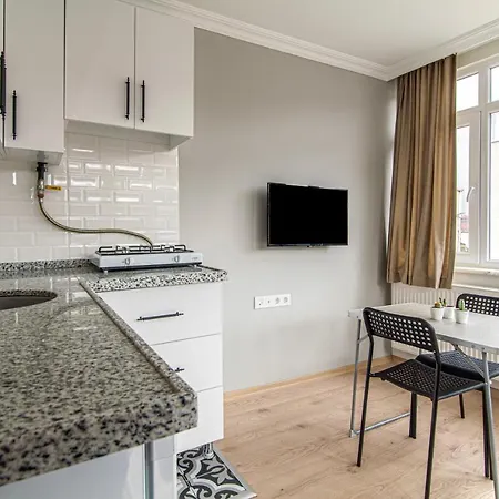 Chic In Balat, Fatih With Balcony Apartment Istanbul