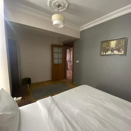 Apartment Inci Suites