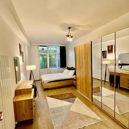 Апартаменты Cosy Flat Neartaksim/nisantasi Стамбул