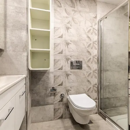 Appartement Peaceful Flat W Garden View Balcony In Kadikoy Istanboel