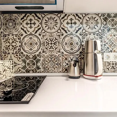 Peaceful Flat W Garden View Balcony In Kadikoy Appartement