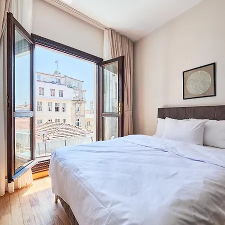 Nuve * Provincia di Istanbul