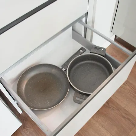 Apartment Modern Getaway - Immerse Yourself In Luxury *