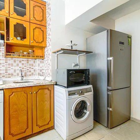 Centrally Located Chic Flat In Sisli Apartment *