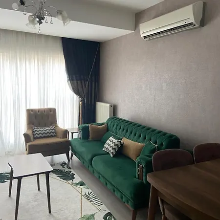 In Basaksehir Medikule Daire *
