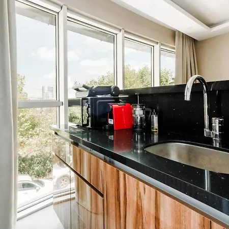 Apartment Chic Modern Flat Near Torium Mall In Beylikduzu Istanbul
