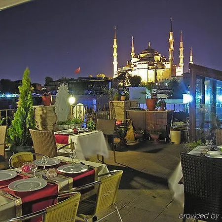 Romantic Hotel
