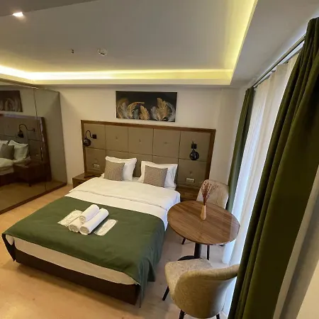 Elegance Aparthotel