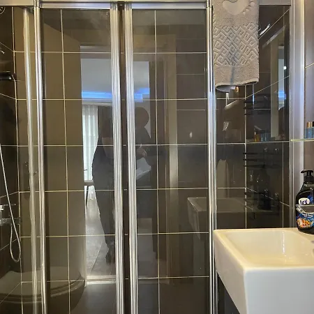 Elegance Aparthotel *