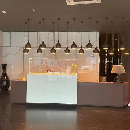 -comfortable Living Space- Fully Equipped -pullman Aparthotel