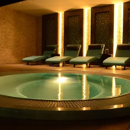 -comfortable Living Space- Fully Equipped -pullman Aparthotel *