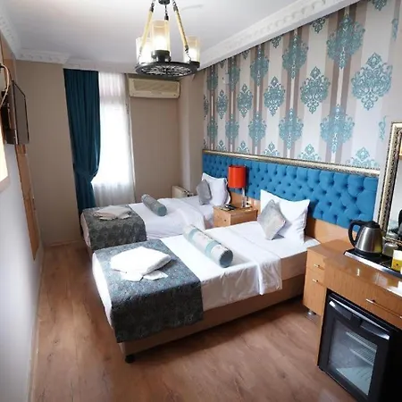 Golden Palace Sea View Hotel 3*