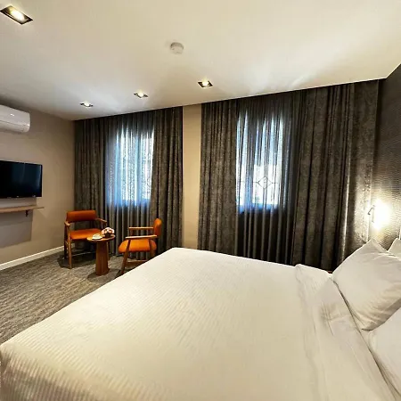 Hotel Rexee