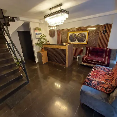 Peker Otel *