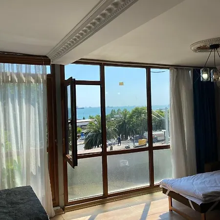 Golden Palace Sea View