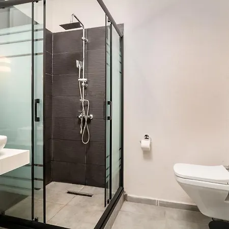 Urban Quarters - Bueklue Aparthotel 4*